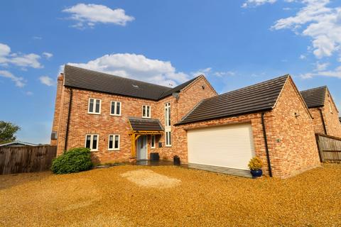 5 bedroom detached house for sale, Smeeth Road, Wisbech, PE14