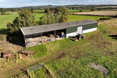 3 bedroom farm house for sale, Caistor Road, Market Rasen LN8