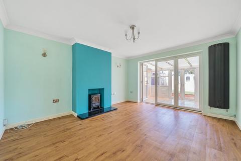 4 bedroom bungalow for sale, Haslar Crescent, Hampshire PO7