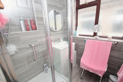 17 Renton Drive, Orpington, BR5 4HH