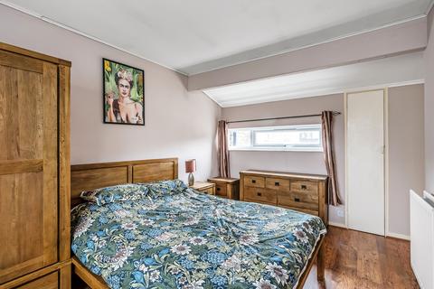 16 Foxglove Close, Edenbridge, TN8 6DJ