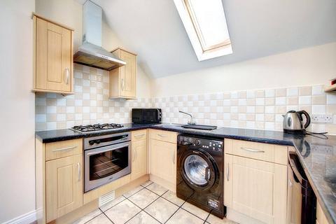 3 bedroom townhouse to rent, St Georges Mews, Forsyth Road, Jesmond