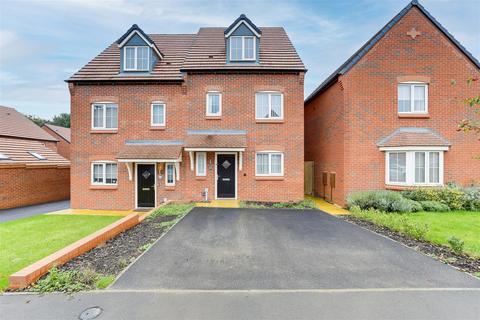 3 bedroom semi-detached house for sale, Jackson Road, Hucknall NG15