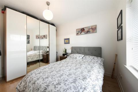 2 bedroom apartment for sale, Southgate Road, London N1