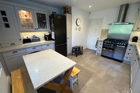 9 Church Road, Chavey Down, Ascot, SL5 8RR