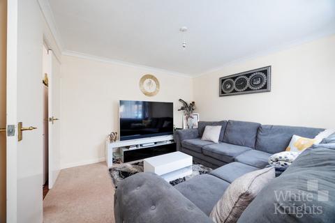 6 Buccaneer Close, Woodley, Reading, RG5 4XP