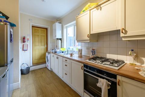 6 bedroom maisonette to rent, Buston Terrace, Jesmond,