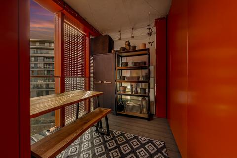 1 bedroom apartment for sale, Gordian Apartments, Cable Walk London SE10