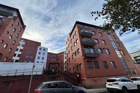 2 bedroom flat to rent, City Gate IIl, 5 Blantyre Street, Castlefield