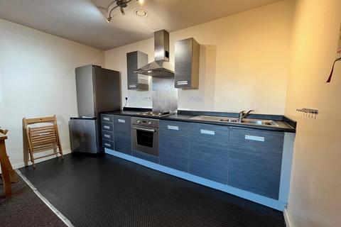 2 bedroom flat to rent, City Gate IIl, 5 Blantyre Street, Castlefield