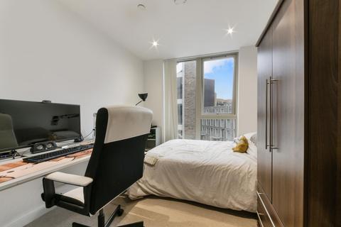 3 bedroom apartment for sale, Liner House, Royal Wharf, London, E16