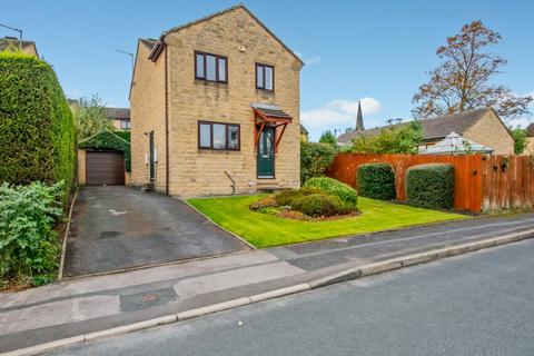 4 bedroom detached house for sale, West End Drive, Cleckheaton, BD19