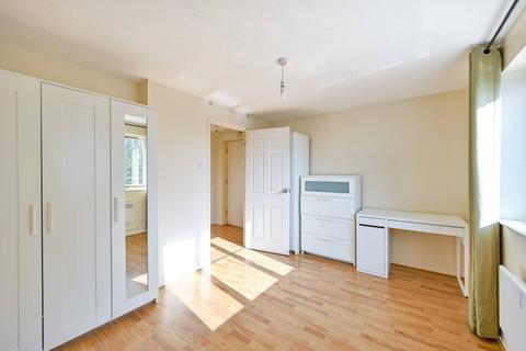 1 bedroom flat to rent, London Road, Hounslow, TW3