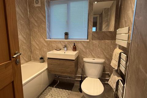 4 Cheshunt Close, Meopham, Gravesend, DA13 0HU