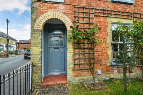 3 bedroom semi-detached house for sale, Bow Street, Alton GU34