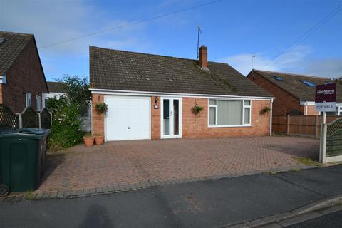 2 bedroom detached bungalow for sale, Westward Road, Malvern