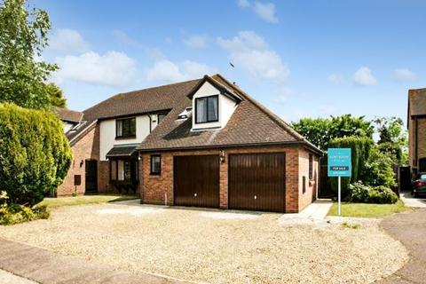 4 bedroom semi-detached house for sale, Fitzwarren, Bishopsteignton Location, Shoeburyness, Essex, SS3