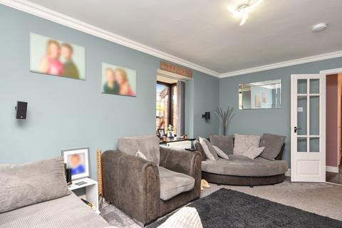 4 bedroom semi-detached house for sale, Fitzwarren, Bishopsteignton Location, Shoeburyness, Essex, SS3