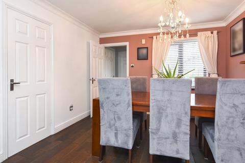 36 Fitzwarren, Shoeburyness, Southend-on-sea, SS3 8BS
