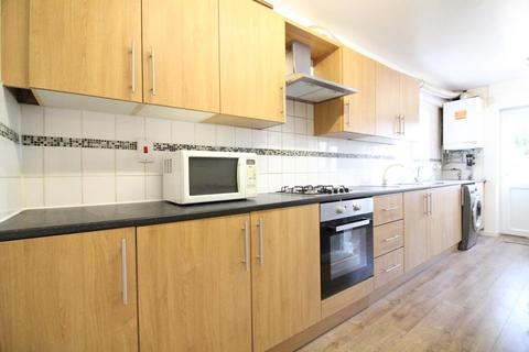 1 bedroom in a house share to rent, Hesa Road, Hayes