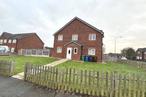 3 bedroom semi-detached house to rent, Kitt Green Road, Wigan