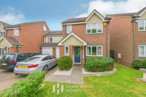 24 Orient Close, St Albans, AL1 1AJ
