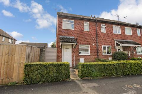 2 bedroom end of terrace house to rent, Colbourne Street, Swindon SN1