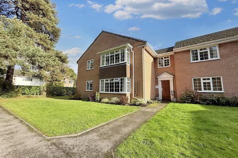 2 bedroom flat for sale, Ferndown