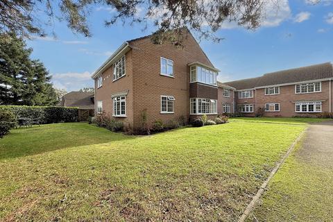 2 bedroom flat for sale, Ferndown