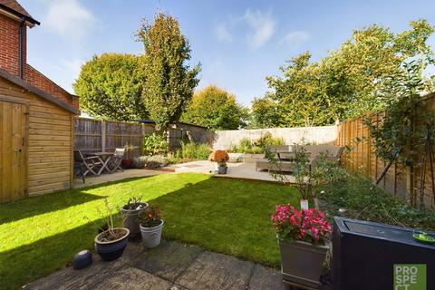 15 Tanners Row, Wokingham, RG41 4EL