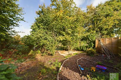 15 Tanners Row, Wokingham, RG41 4EL
