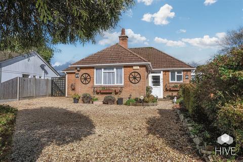 3 bedroom bungalow for sale, Albert Road, Corfe Mullen BH21