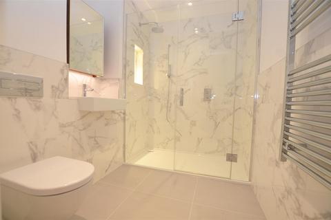 undefined, Pinewood Gardens, Teddington