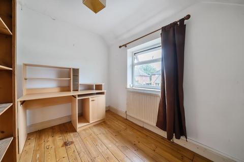 12 Broadley Green, Windlesham, GU20 6AL