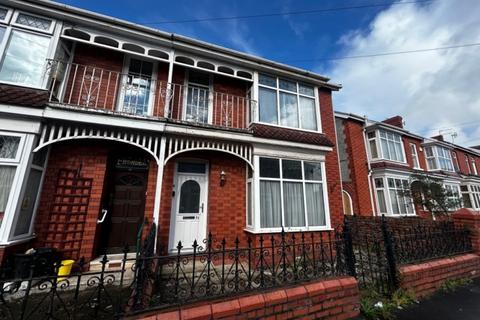 3 bedroom terraced house to rent, LLanelli, Gilbert Crescent