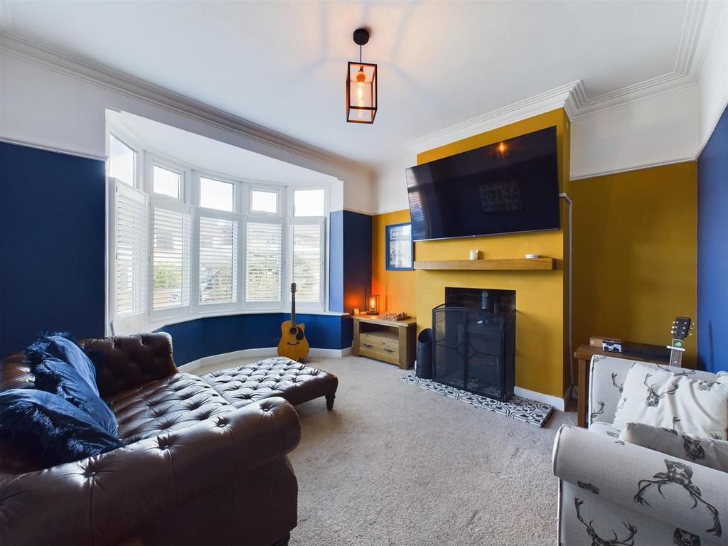 Hermiston, Whitley Bay 3 bed semidetached house for sale £365,000