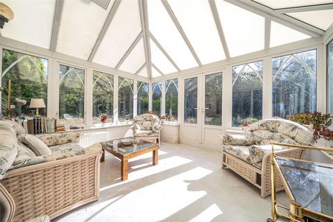 Maymond Clandon Road, West Clandon, Guildford, GU4 7TL
