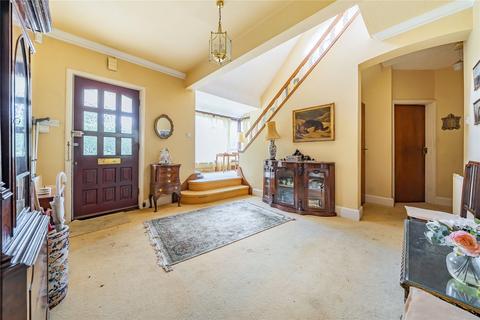 Maymond Clandon Road, West Clandon, Guildford, GU4 7TL