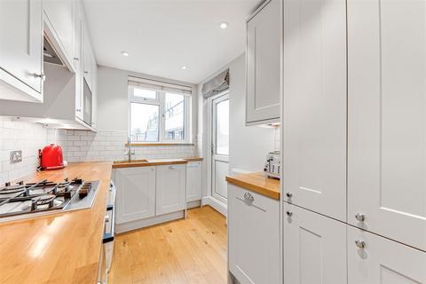 undefined, Hartington Court, Chiswick, W4