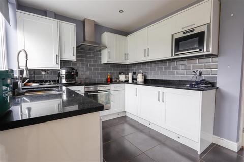 34 Colcot Road, Barry, CF62 8HN