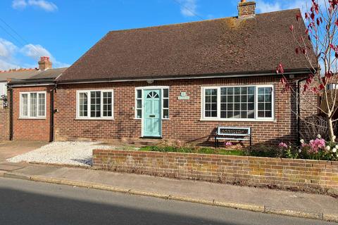 4 bedroom detached bungalow for sale, The Drive, Emsworth, PO10