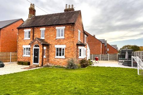 3 bedroom detached house for sale, Poynton Road, Shawbury, Shrewsbury, Shropshire, SY4