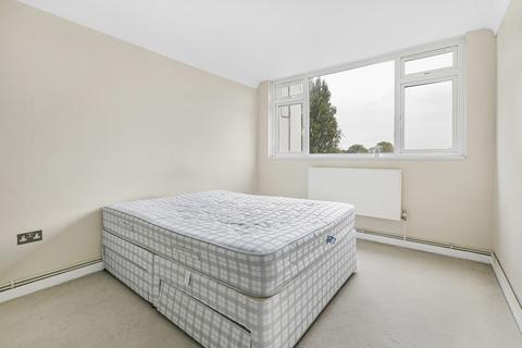 3 bedroom apartment for sale, West Hill, London, SW15