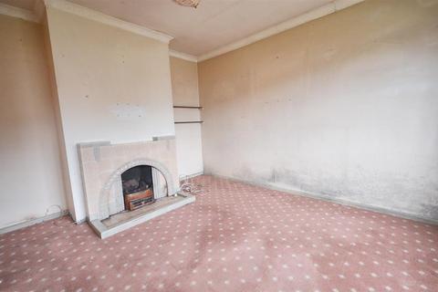 2 bedroom detached bungalow for sale, Common Mead Avenue, Gillingham