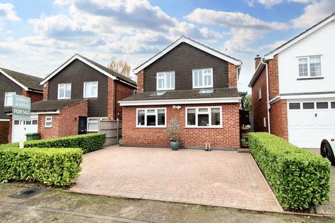 4 bedroom detached house for sale, Carlton Avenue, Leicester LE19