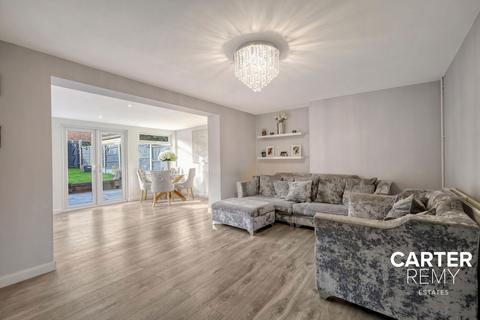 35 Danbury Down, Basildon, SS14 2SP
