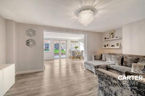 35 Danbury Down, Basildon, SS14 2SP