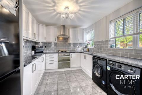 35 Danbury Down, Basildon, SS14 2SP