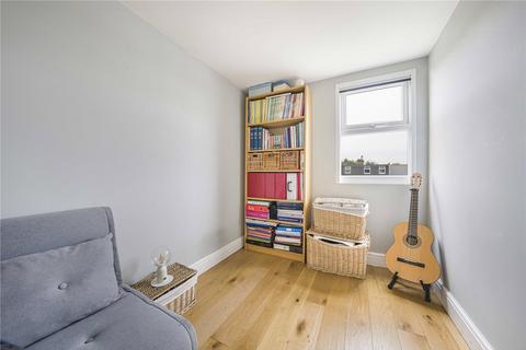 48 Queens Road, New Malden, KT3 6BX