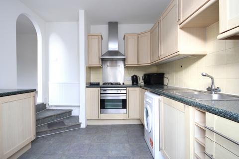 2 bedroom flat to rent, Woodland Gardens, Muswell Hill, N10